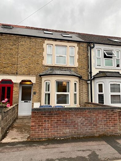 6 Bedroom Terraced House To Rent In Magdalen Road, Oxford, Oxfordshire, OX4