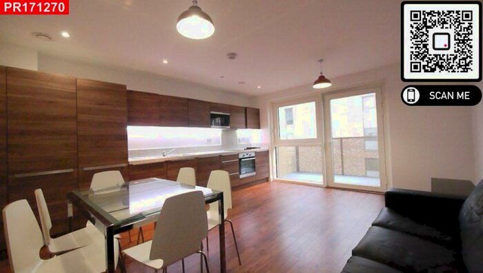 3 Bedroom Flat To Rent In Incredible Bed Flat In Surrey Quays, SE8