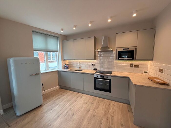 1 Bedroom Flat To Rent In High Street, Wealdstone, Harrow, HA3