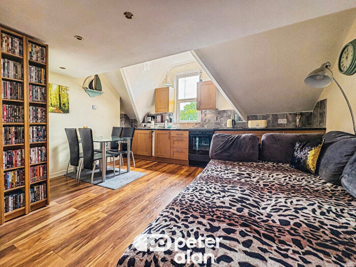 1 Bedroom Duplex To Rent In Ferry Road, Grangetown, Cardiff, CF11