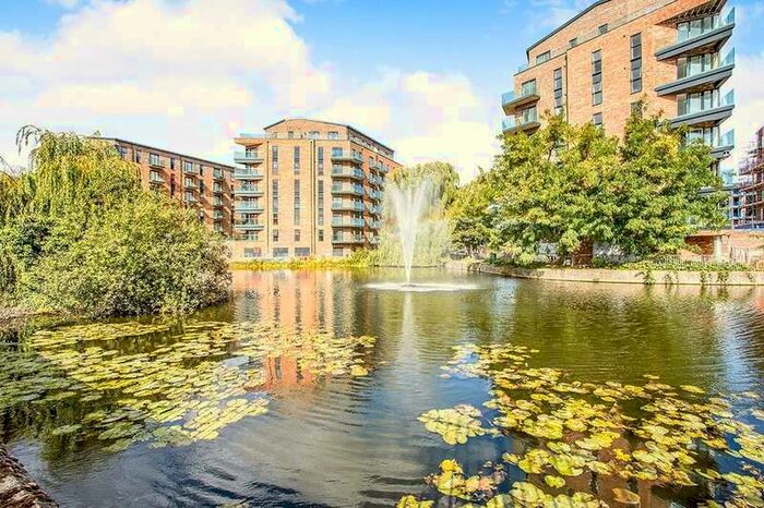 2 Bedroom Flat To Rent In James Smith Court, Dartford, DA1