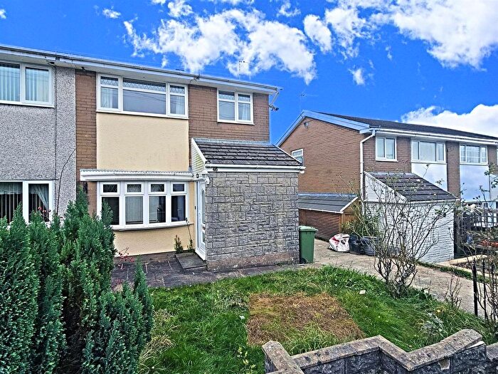 3 Bedroom Semi-Detached House To Rent In Conway Crescent, Tonteg, Pontypridd, CF38