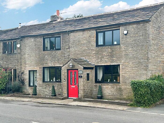 4 Bedroom Cottage For Sale In Broad Lane, Burnage, Rochdale, OL16