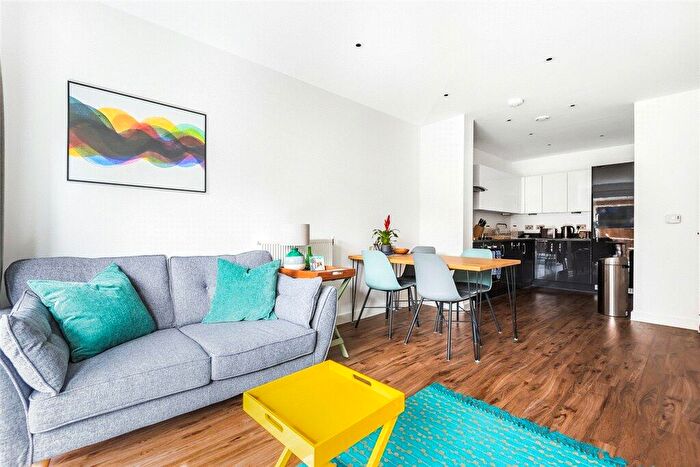 1 Bedroom Apartment For Sale In Rolfe Terrace, Woolwich, London, SE18