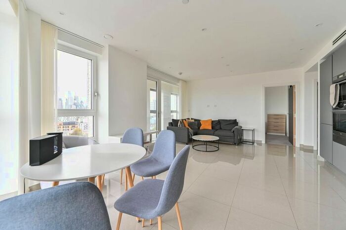 2 Bedroom Flat To Rent In Blackfriars Road, Southwark, London, SE1