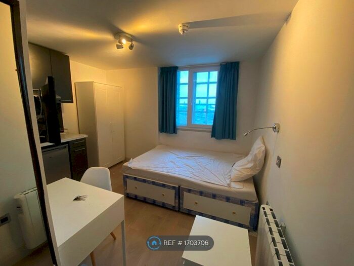 Studio To Rent In Old Fire Station Apartments, London, SE10