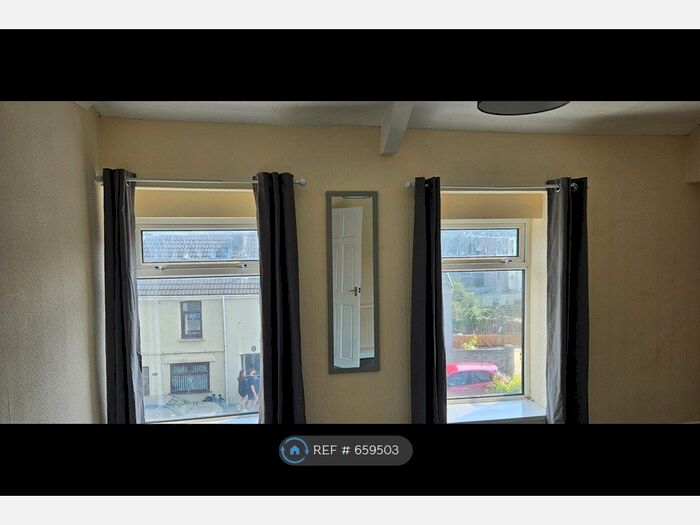 2 Bedroom Terraced House To Rent In New Road, Neath, SA10