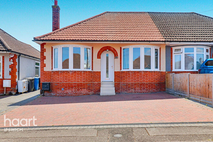 2 Bedroom Semi-Detached Bungalow For Sale In Brockley Crescent, Ipswich, IP1