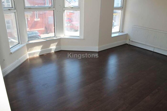 2 Bedroom Apartment To Rent In Monthermer Road, Cathays, CF24