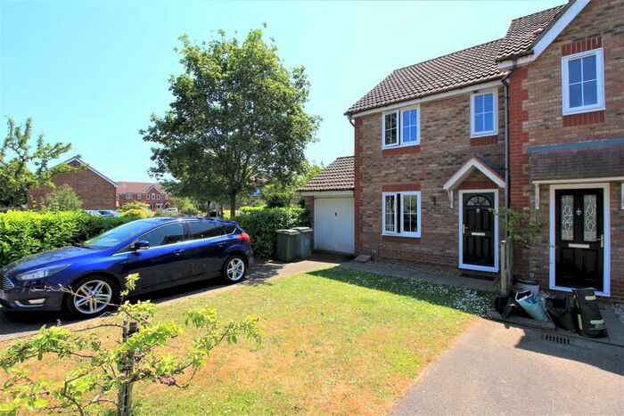 2 Bedroom Semi-Detached House To Rent In Bunyan Close, Norwich, NR7
