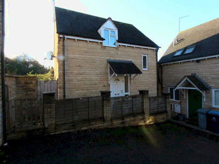 2 Bedroom Semi-Detached House To Rent In Chipping Norton, OX7