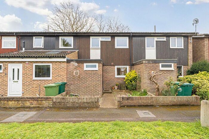 3 Bedroom Terraced House For Sale In Farrier Close, Sunbury-On-Thames, TW16