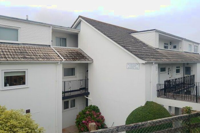 2 Bedroom Flat To Rent In Boskenza Court, St. Ives, TR26