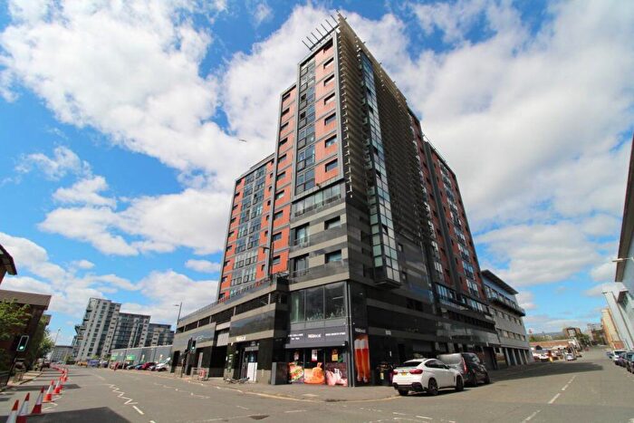 2 Bedroom Flat To Rent In Lancefield Quay, Glasgow, G3