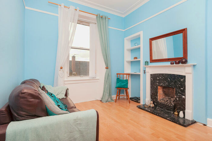1 Bedroom Flat To Rent In Market Street Edinburgh United Kingdom, EH21