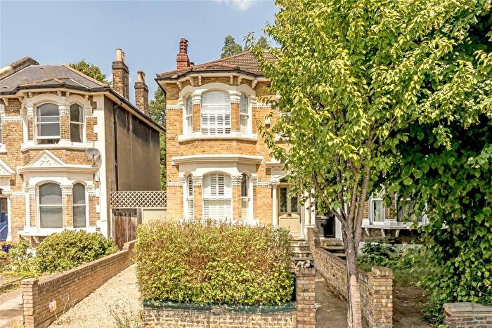 3 Bedroom Semi Detached House For Sale In Breakspears Road, Brockley, SE4