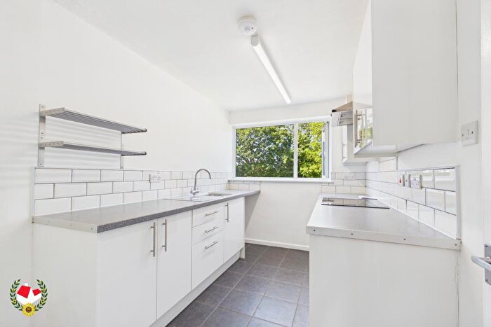 2 Bedroom Maisonette To Rent In Cheviot Close, Quedgeley, GL2