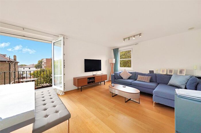 2 Bedroom Flat For Sale In Acol Road, South Hampstead, NW6