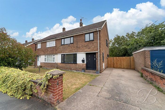 3 Bedroom Semi-Detached House For Sale In Valley Approach, Bilsthorpe, Newark, NG22