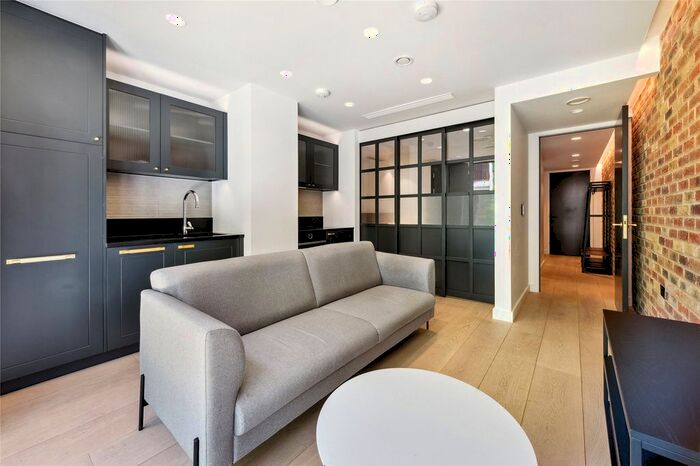 1 Bedroom Flat To Rent In Berwick Street, London, W1F