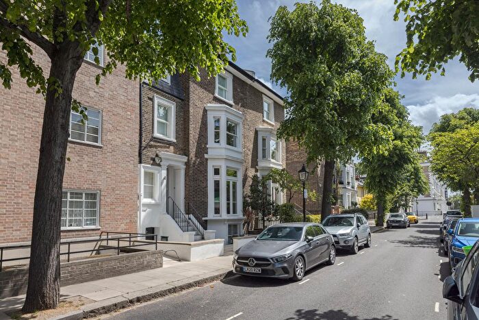 2 Bedroom Flat For Sale In Clareville Grove, South Kensington, London, SW7