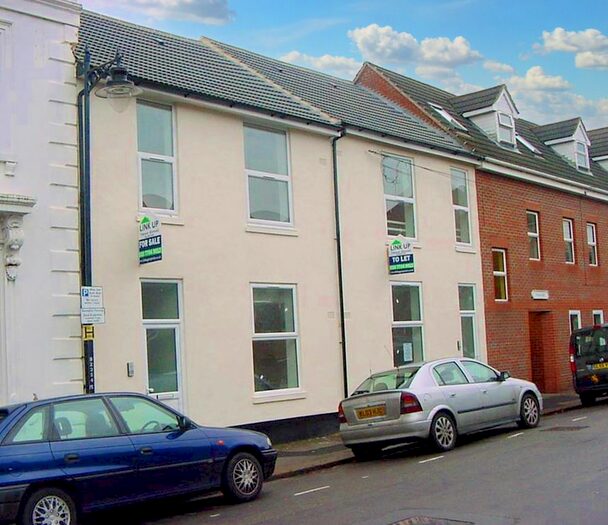 Studio To Rent In Wellington Street, Luton, LU1
