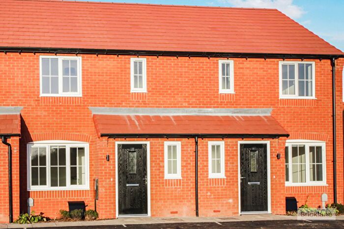 3 Bedroom Property To Rent In Vitellius Close, Nuneaton, CV11