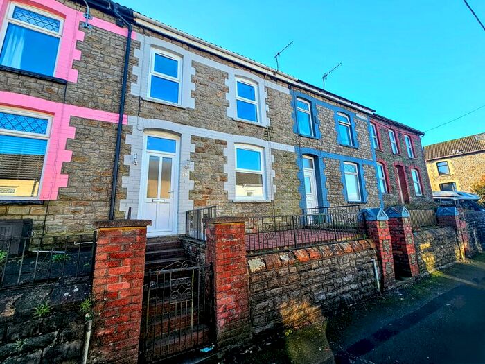 4 Bedroom Terraced House To Rent In Glynfach Road, Porth, CF39