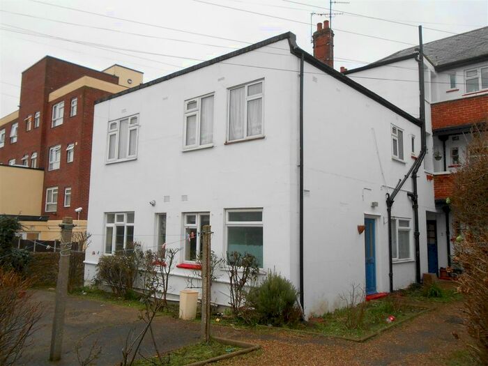 2 Bedroom Flat To Rent In Cherry Trees, Rosemary Crescent, Clacton-On-Sea CO15