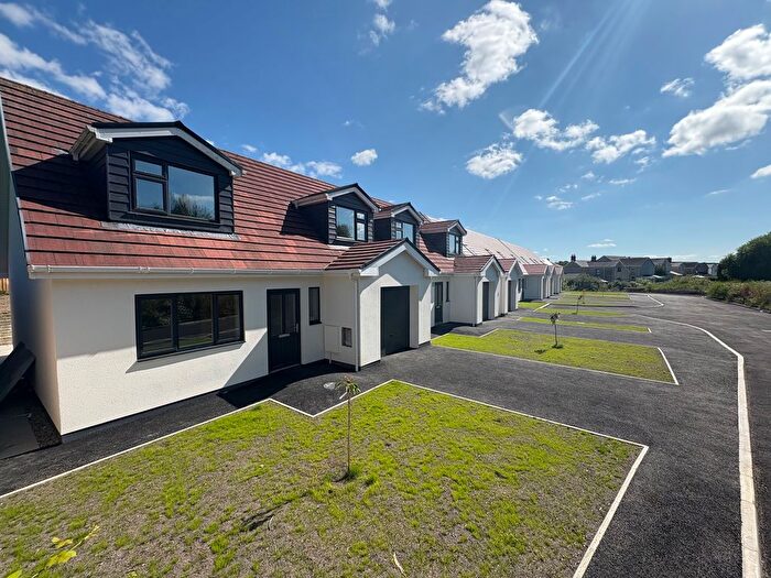 4 Bedroom Terraced Bungalow To Rent In Bethel Road, Llansamlet, Swansea, SA7