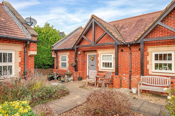 1 Bedroom Bungalow For Sale In Huntsmans Drive, Oakham, LE15
