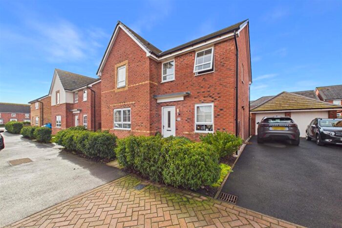 4 Bedroom Detached House For Sale In Phoenix Lane, Fernwood, Newark, NG24