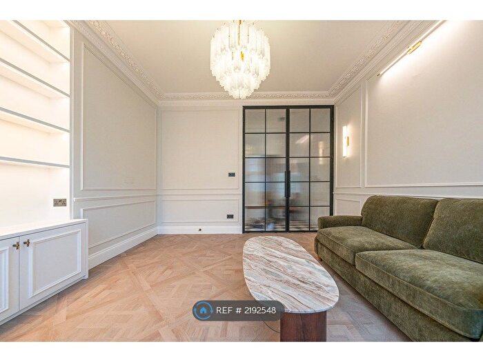 1 Bedroom Flat To Rent In Huron Road, London, SW17