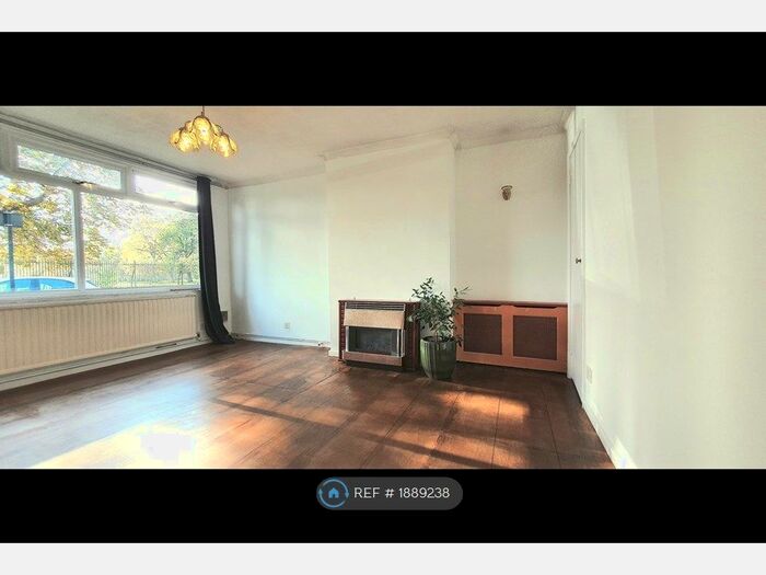 4 Bedroom Semi-Detached House To Rent In Ham Park Road, London, E7