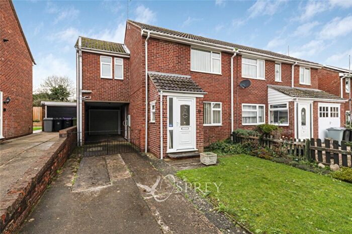 3 Bedroom Semi Detached House For Sale In Gainsborough Road, Stamford, PE9