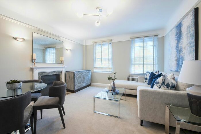 2 Bedroom Flat To Rent In Fulham Road, London, SW3