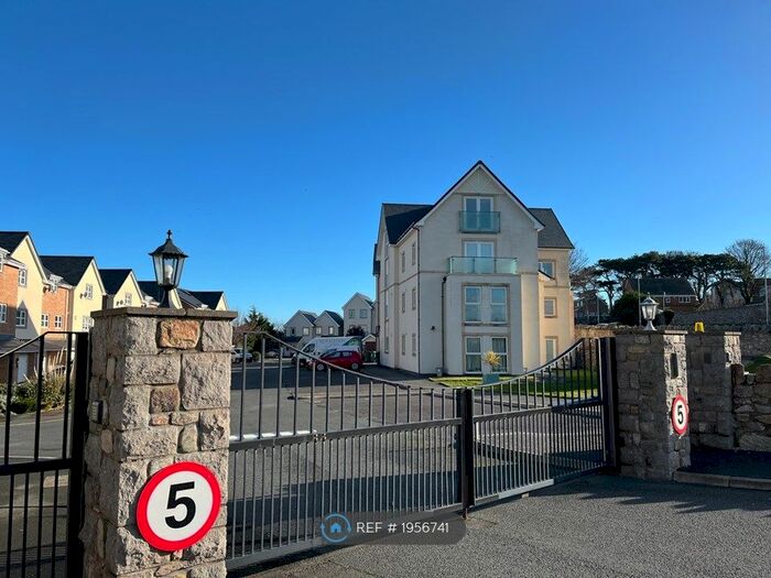 1 Bedroom Flat To Rent In Old Colwyn, Old Colwyn, LL29