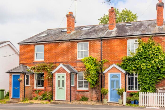 3 Bedroom Terraced House To Rent In The Dean, Alresford, Hampshire, SO24