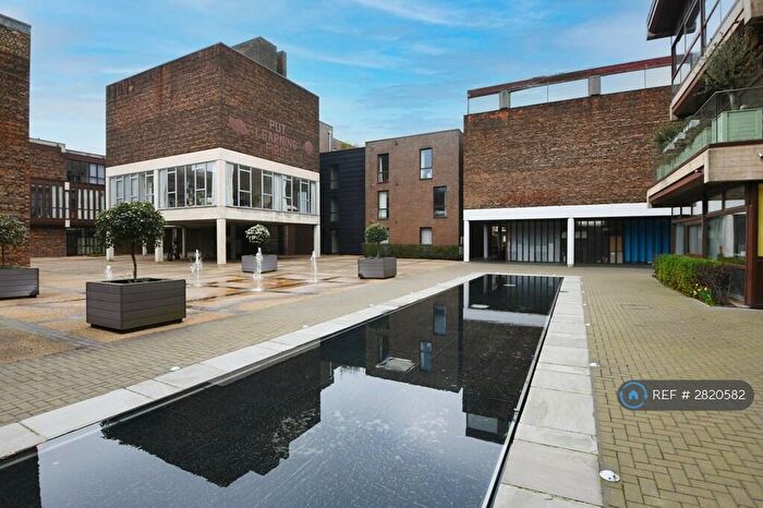 2 Bedroom Flat To Rent In Cabanel Place, Kennington, SE11