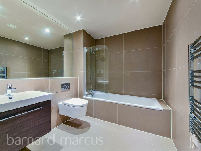 1 Bedroom Apartment To Rent In Burlington Road, New Malden, KT3