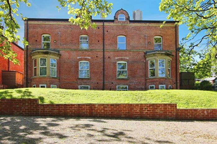 2 Bedroom Flat For Sale In Chapeltown Road, Leeds, LS7