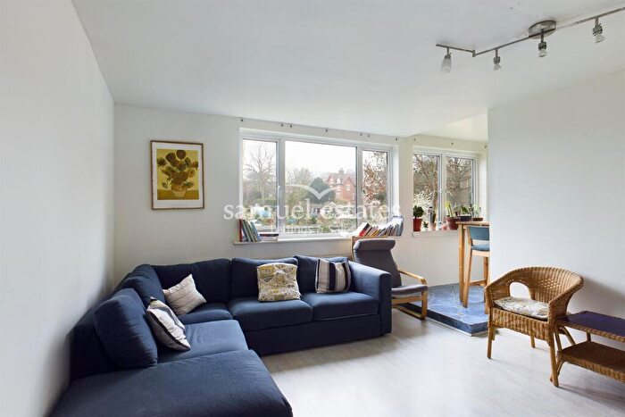 1 Bedroom Flat To Rent In Rooks Court, Belvedere Road, Crystal Palace, SE19