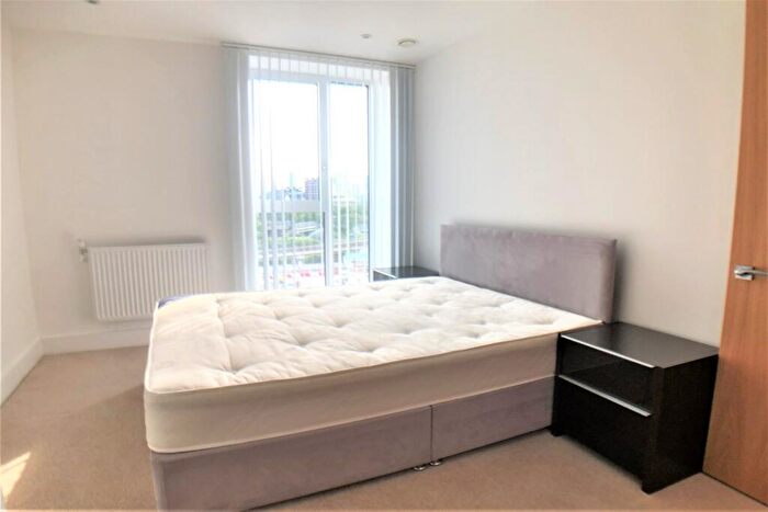 2 Bedroom Apartment To Rent In Thanet Tower, E16