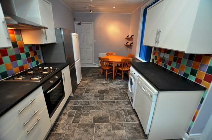 7 Bedroom Terraced House To Rent In Sunbury Avenue, Jesmond, Newcastle Upon Tyne, NE2