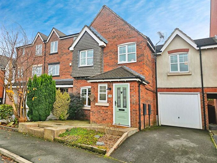 4 Bedroom Link Detached House For Sale In Briarswood, Biddulph, Staffordshire Moorlands, ST8