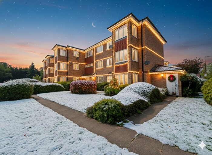 2 Bedroom Terraced House For Sale In Pinecroft Court, Wickham Lane, Welling, Kent, DA16