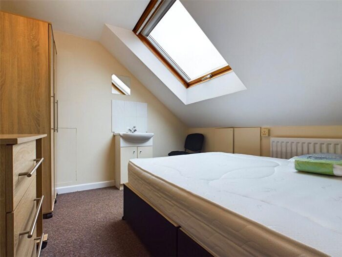 1 Bedroom Terraced House To Rent In Osborne Road, Brighton, East Sussex, BN1