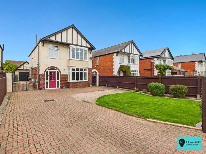 3 Bedroom Detached House For Sale In Innsworth Lane, Longlevens, GL2