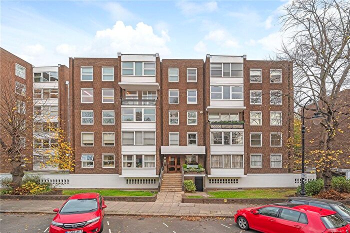 3 Bedroom Flat For Sale In Gloucester Avenue, Primrose Hill, London, NW1