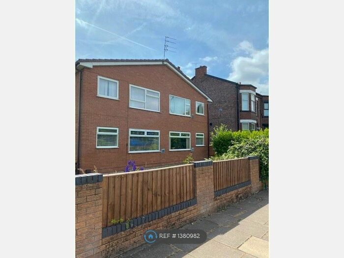 1 Bedroom Flat To Rent In Kensington Grove, Denton, Manchester, M34